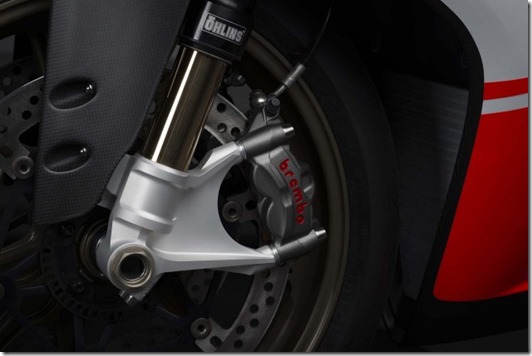 2014-Ducati-1199-Superleggera-studio-05-635x423