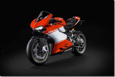 2014-Ducati-1199-Superleggera-studio-26-635x423