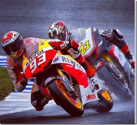 marc marquez on wet track (Small)