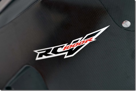 2014-Honda-RCV1000R-MotoGP-05-635x423