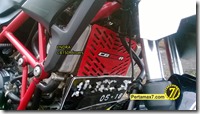 Modifikasi Honda CB150R ala supermoto  2