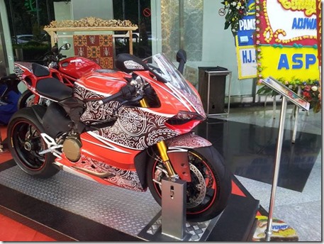 Ducati motif Batik Indonesia 19