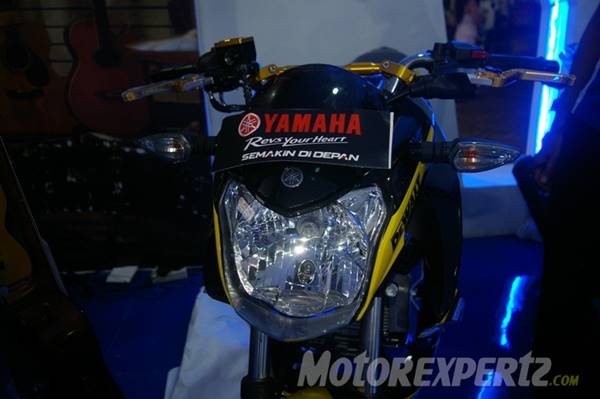 Yamaha New Vixion lightning modip half faiirng yamaha Tech3 4