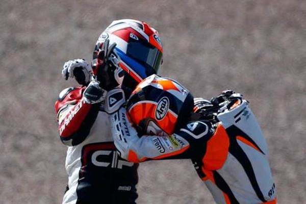 Bryan Schouten VS Scott Deroue fight on moto3 germany 2014 a4