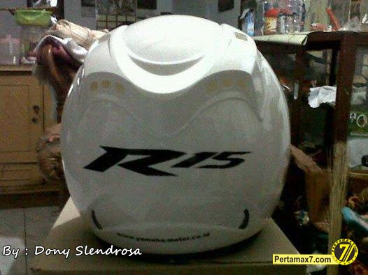 Helm Standar Yamaha R15 3