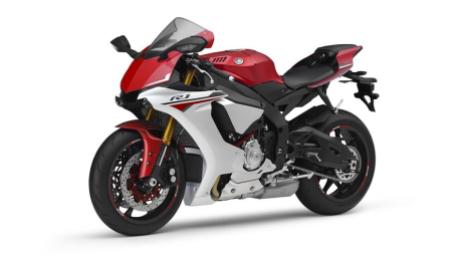 2015-Yamaha-YZF-R1-EU-Racing-Red-Studio-007