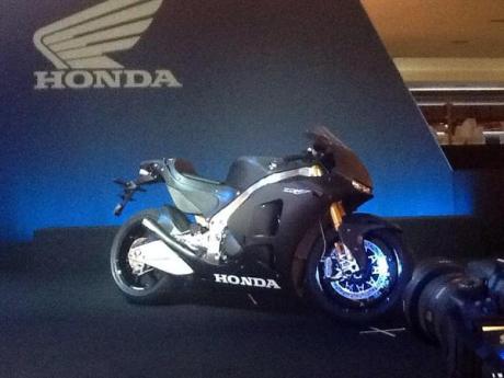 Honda RCV213V-S road bike