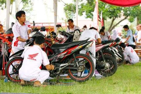 Kobarkan Semangat Pemuda Astra Motor Yogyakarta Gelar Honda Fiesta 2014 4