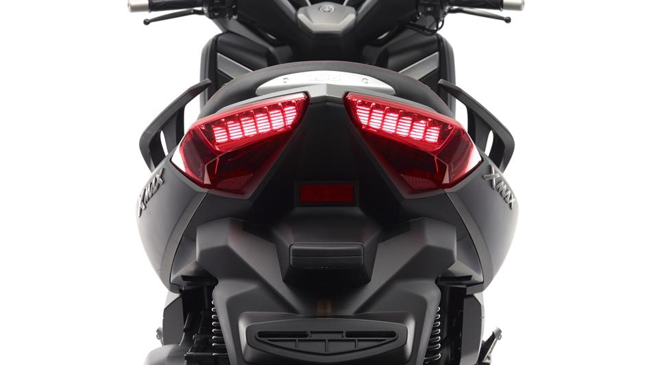2015-Yamaha-X-MAX-250-ABS-EU-Matt-Grey-Detail-011