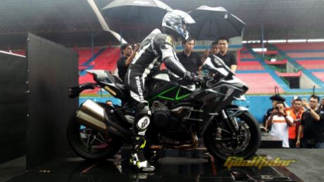Launching Kawasaki Ninja H2 sentul Indonesia 0