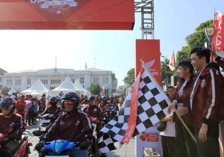 AHM ajak 150 rider touring wisata lintasi 3 pulau Jawa bali Lombok 00 pertamax7.com