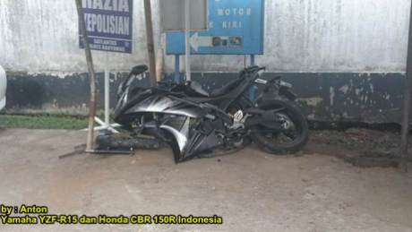 Kecelakaan Yamaha r15 Shock Patah di  Purwokerto 02 pertamax7.com