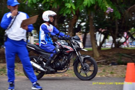 Astra Honda Safety Riding Instructor Competition 2015 di Palembang Hari Ketiga Uji Rem dan Keseimbangan 04 Pertamax7.com