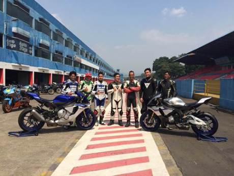 Lima pembeli pertama All New YZF-R1 di Yamaha Track Day di Sentul International Circuit