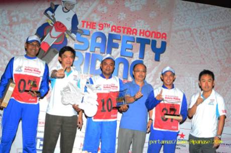 Pemenang Astra Honda Safety Riding Instructor Competition 2015 di Palembang 09 Pertamax7.com