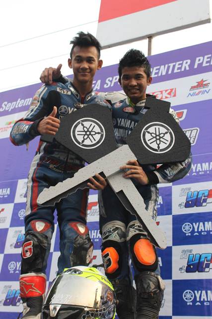 Juara umum kelas seeded dan pemula seri 6 YCR di Cirebon