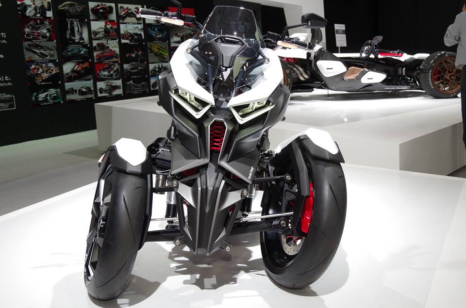 Ini dia Honda  Neowing Concept Motor  Roda  3  Mesin Boxer 4 