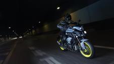 2016 New Yamaha MT-10 2016-Yamaha-MT-10-EU-Night-Fluo-Action-007 Pertamax7.com