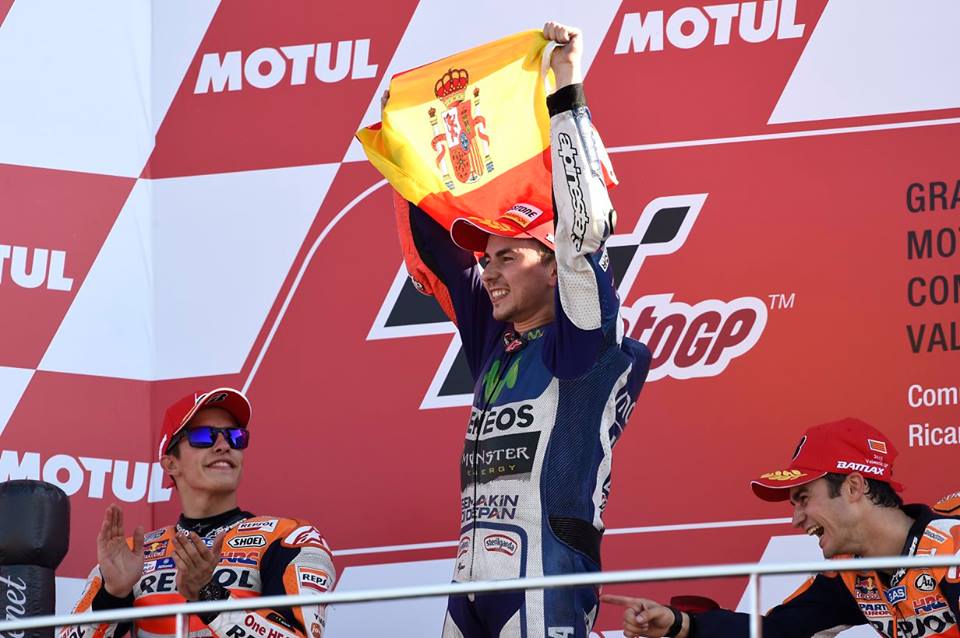 Foto Selebrasi Lorenzo Juara Dunia Motogp 2015, Awas Jangan dibuka 03 Pertamax7.com