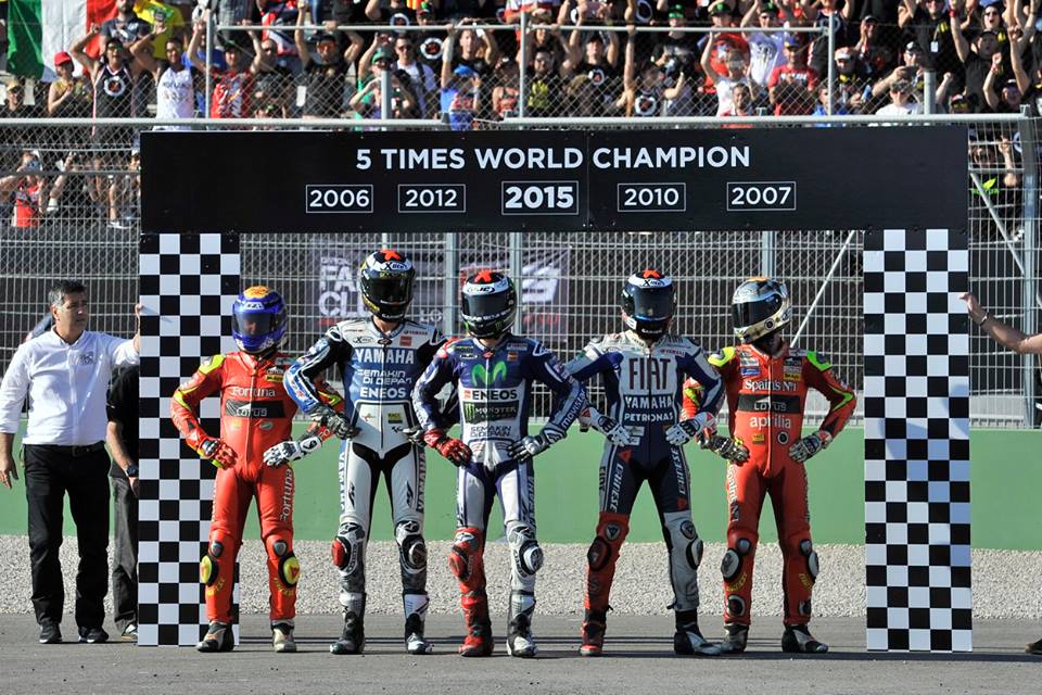 Foto Selebrasi Lorenzo Juara Dunia Motogp 2015, Awas Jangan dibuka 06 Pertamax7.com