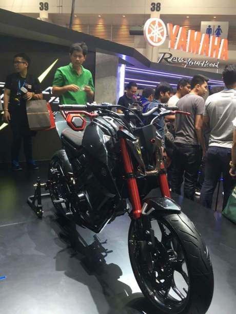 Sangarnya Modifikasi Yamaha M-Slaz MT15 Hitam di Thailand 02 Pertamax7.com